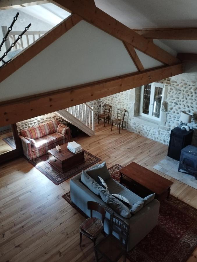 Retour Aux Sources Villa Saint-Lattier Exterior foto