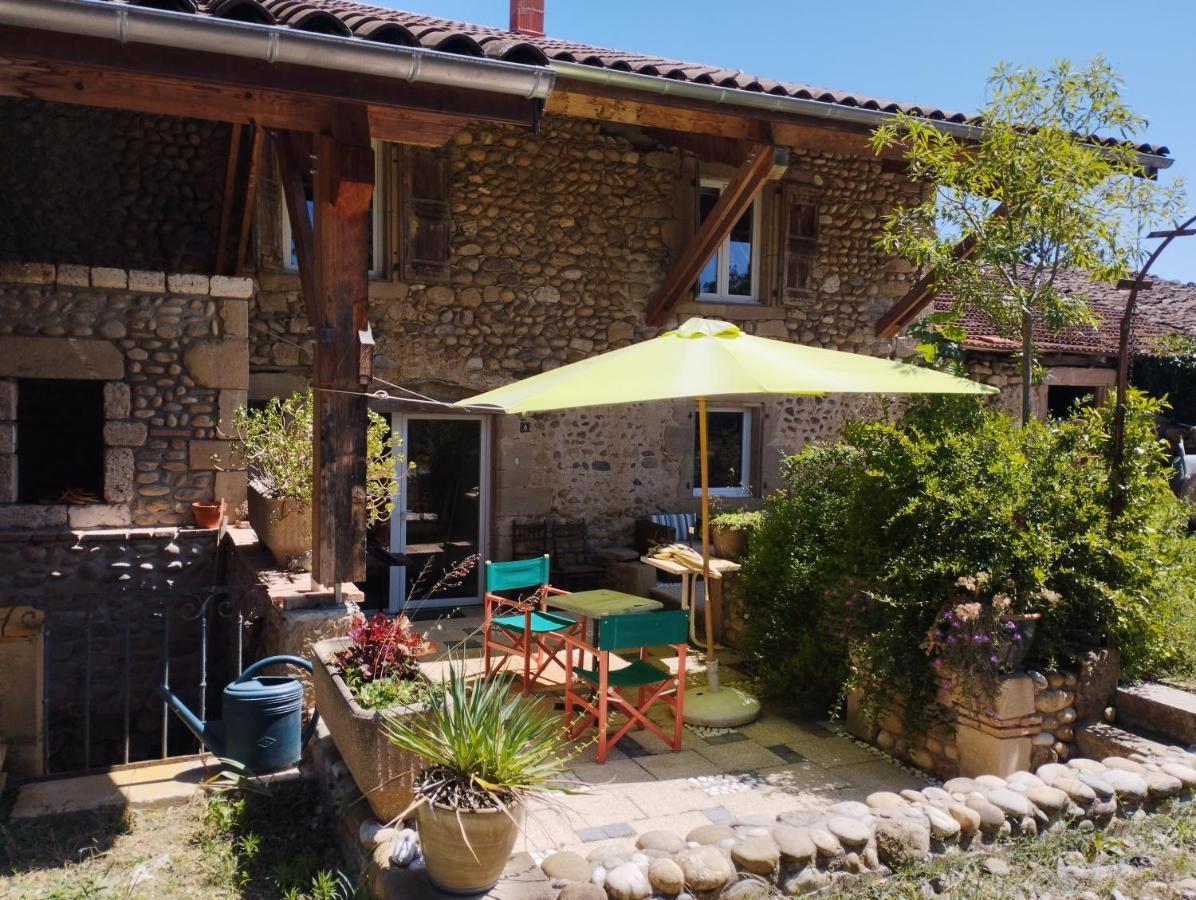 Retour Aux Sources Villa Saint-Lattier Exterior foto