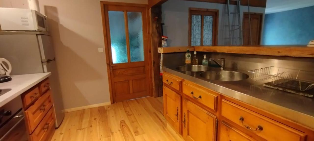 Retour Aux Sources Villa Saint-Lattier Exterior foto