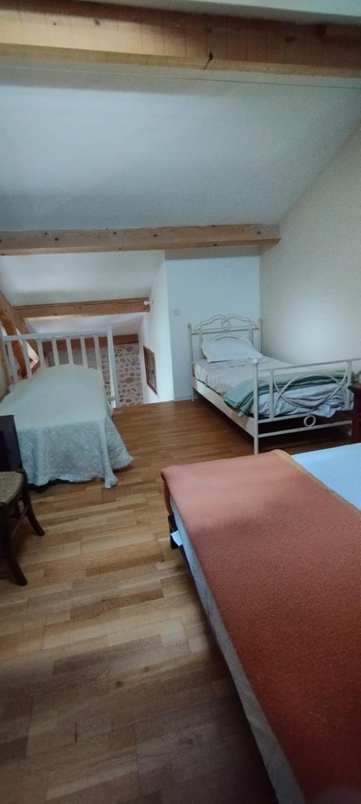 Retour Aux Sources Villa Saint-Lattier Exterior foto