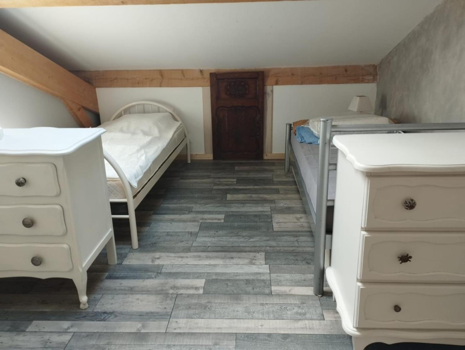 Retour Aux Sources Villa Saint-Lattier Exterior foto